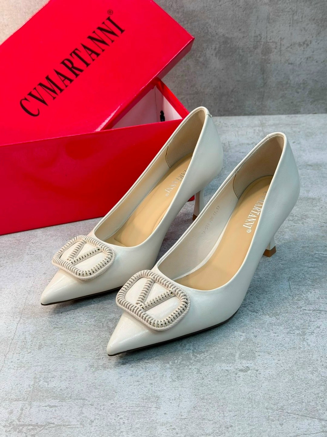 ,valentino туфли,туфли женские,модные туфли,женская
