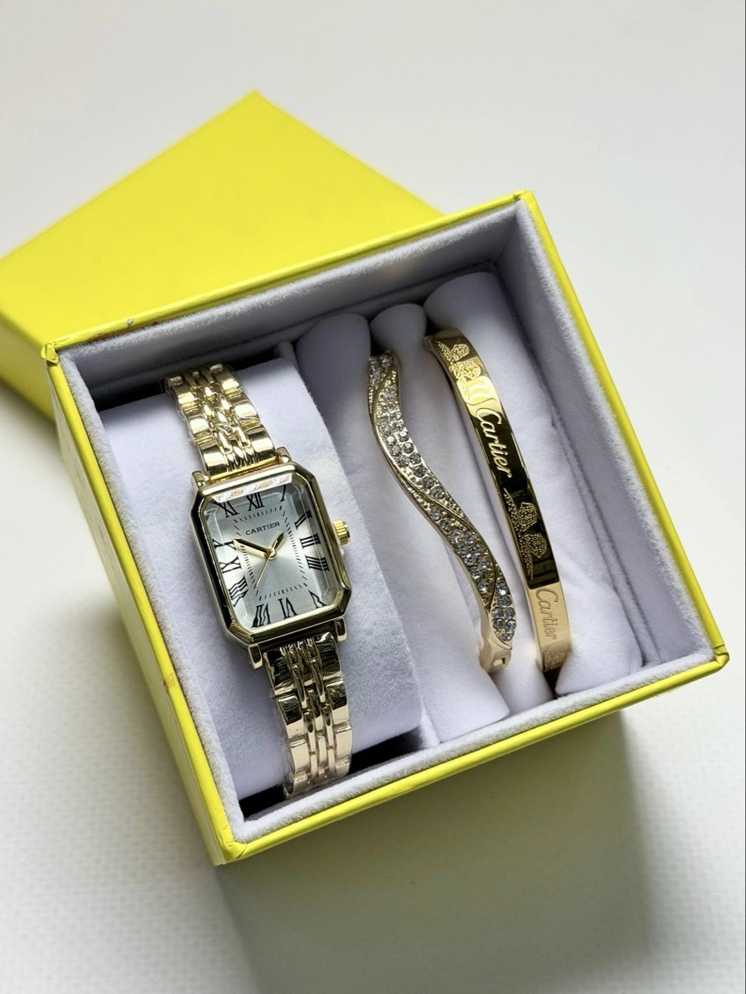 набор часы,женский набор cartier (часы + 2 браслета),женский набор часы с браслетом,часы женские,подарочный набор женские часы