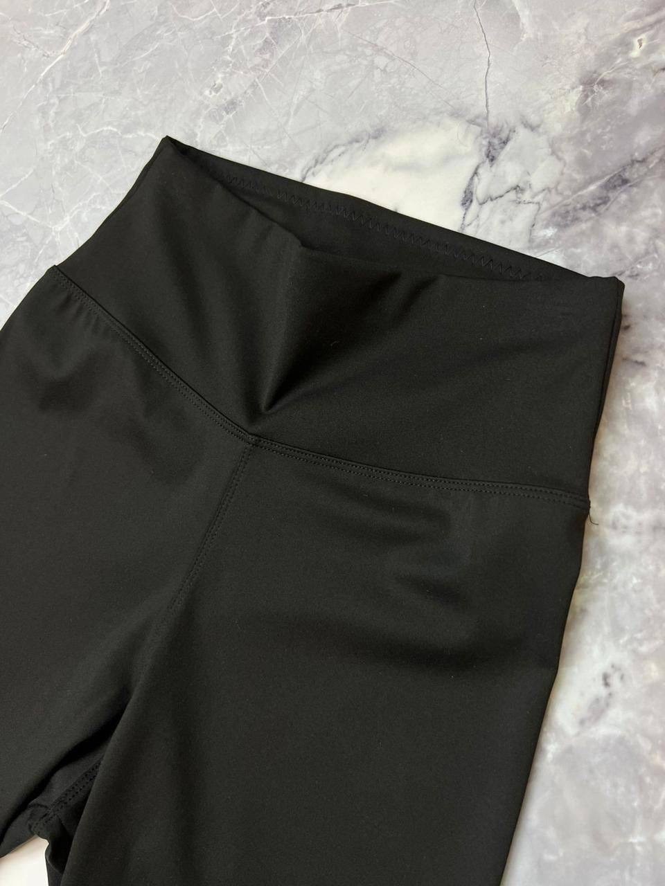 black leggings,девушки в леггинсах,одежда для фитнеса,workout leggings,legging