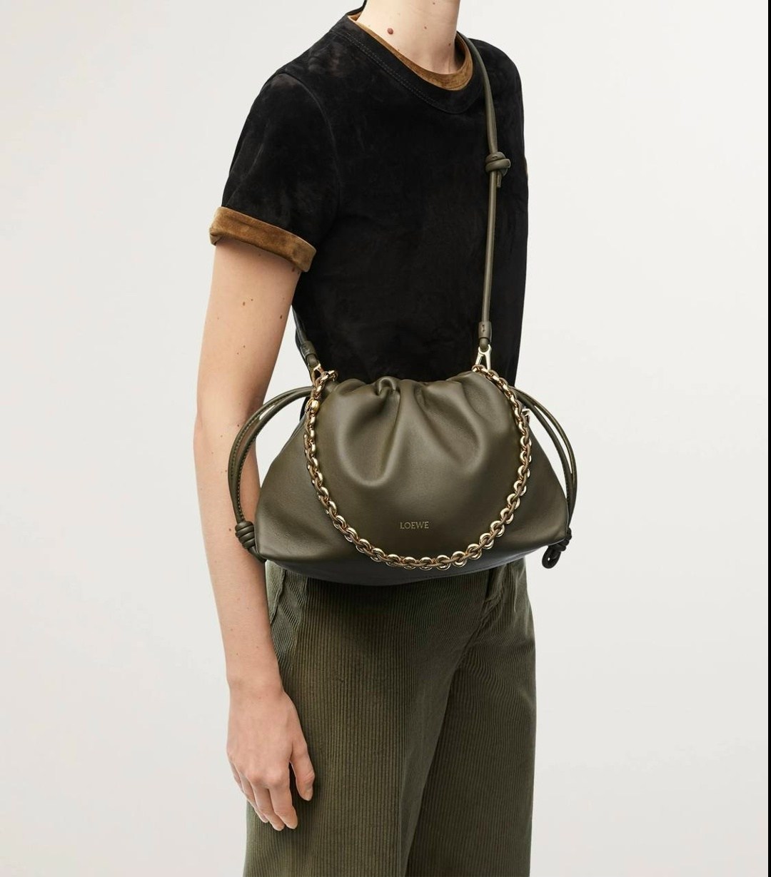 сумка,сумка loewe,коричневая кожаная сумка через плечо,кожаная сумка,женская сумка