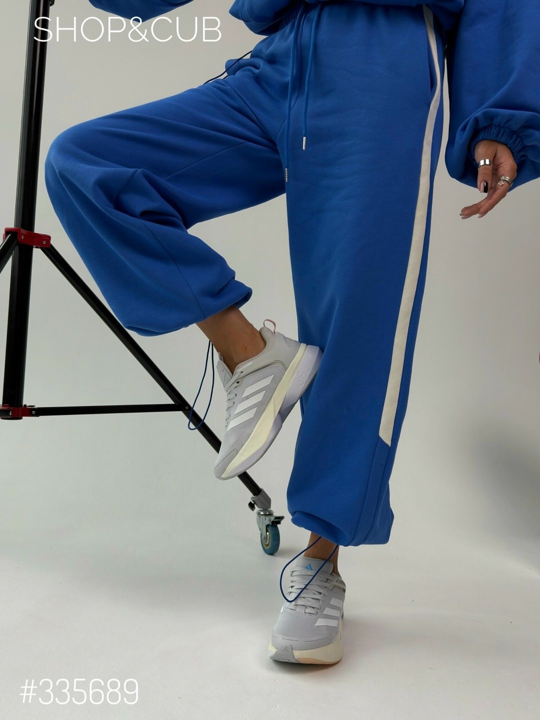 кроссовки adidas,кроссовки женские adidas,кроссовки,кроссовки женскиe,кроссовки мужские adidas