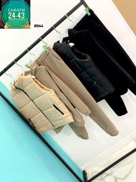 Костюм