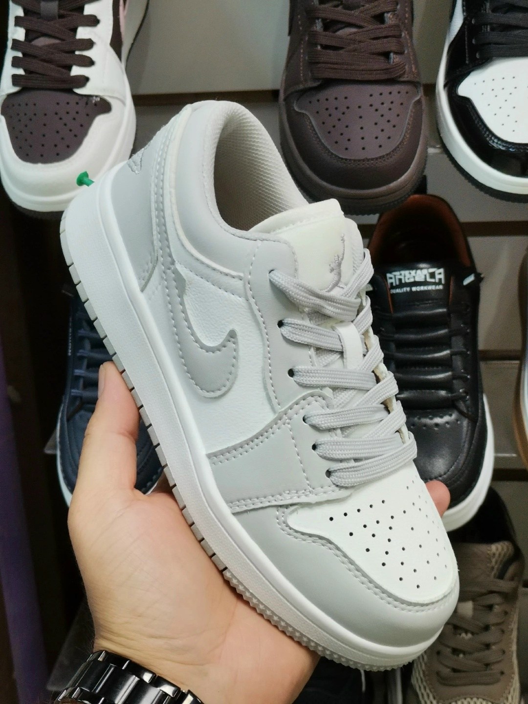 кроссовки,,кроссовки nike air jordan 1 low,air jordan 1 low triple white,белые кроссовки мужские