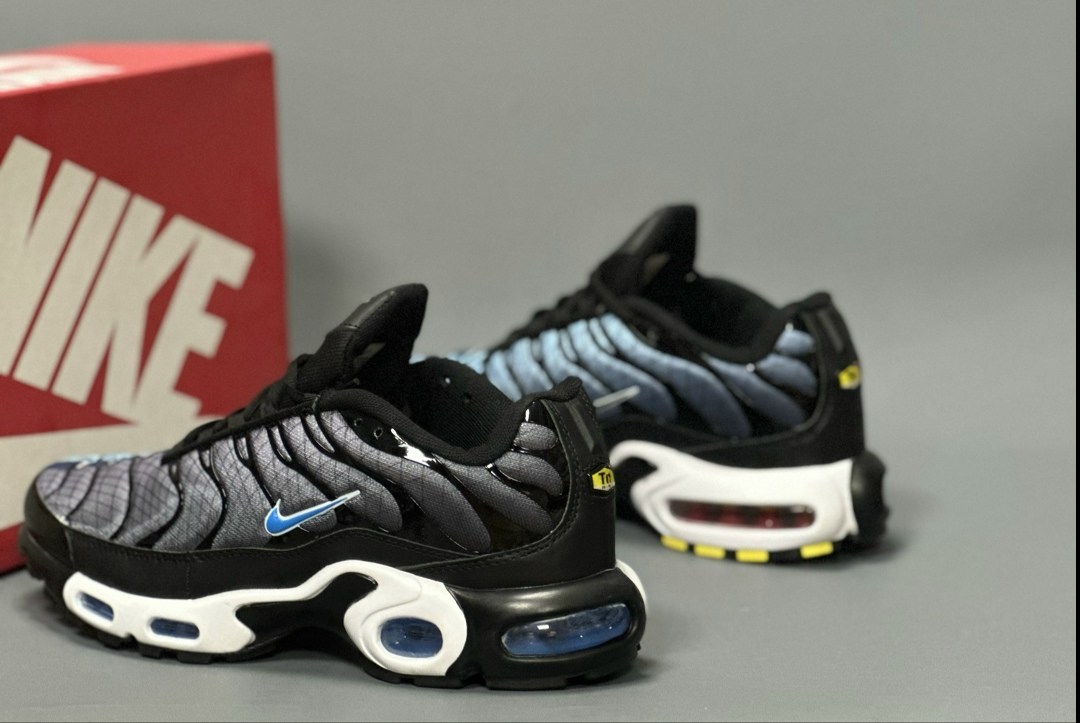 nike air max plus tn,кроссовки nike air max tn plus,nike air max plus og hyper blue 2026,nike air max plus og hyper blue,nike air max tn
