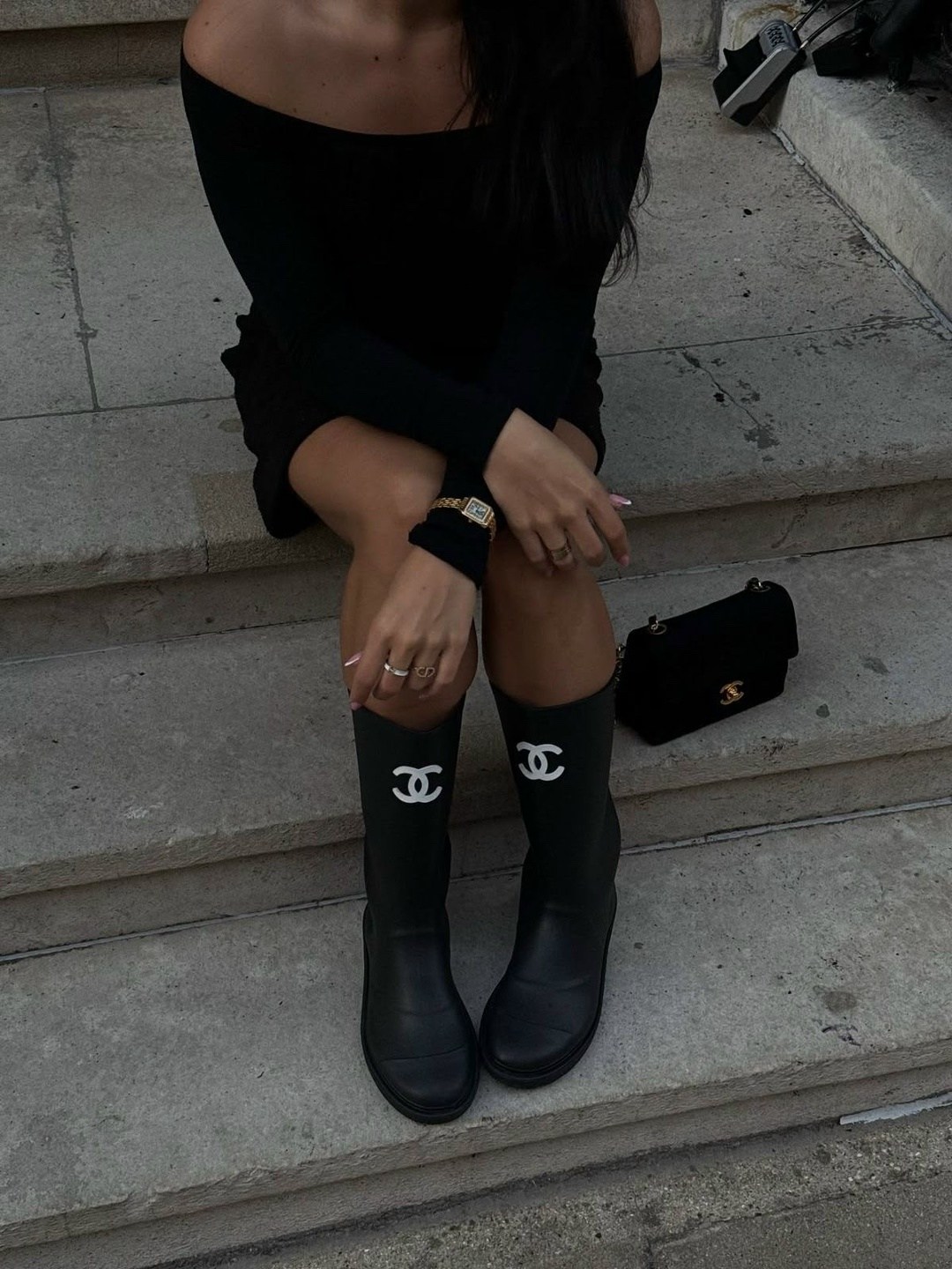 резиновые сапоги chanel,стильные наряды,резиновые сапоги шанель,одежда стильная,резиновые сапоги
