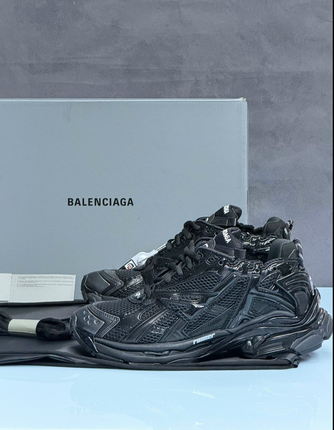 беговые кроссовки balenciaga черный,мужские кроссовки balenciaga runner черные,кроссовки balenciaga runner,кроссовки balenciaga,balenciaga черные кроссовки
