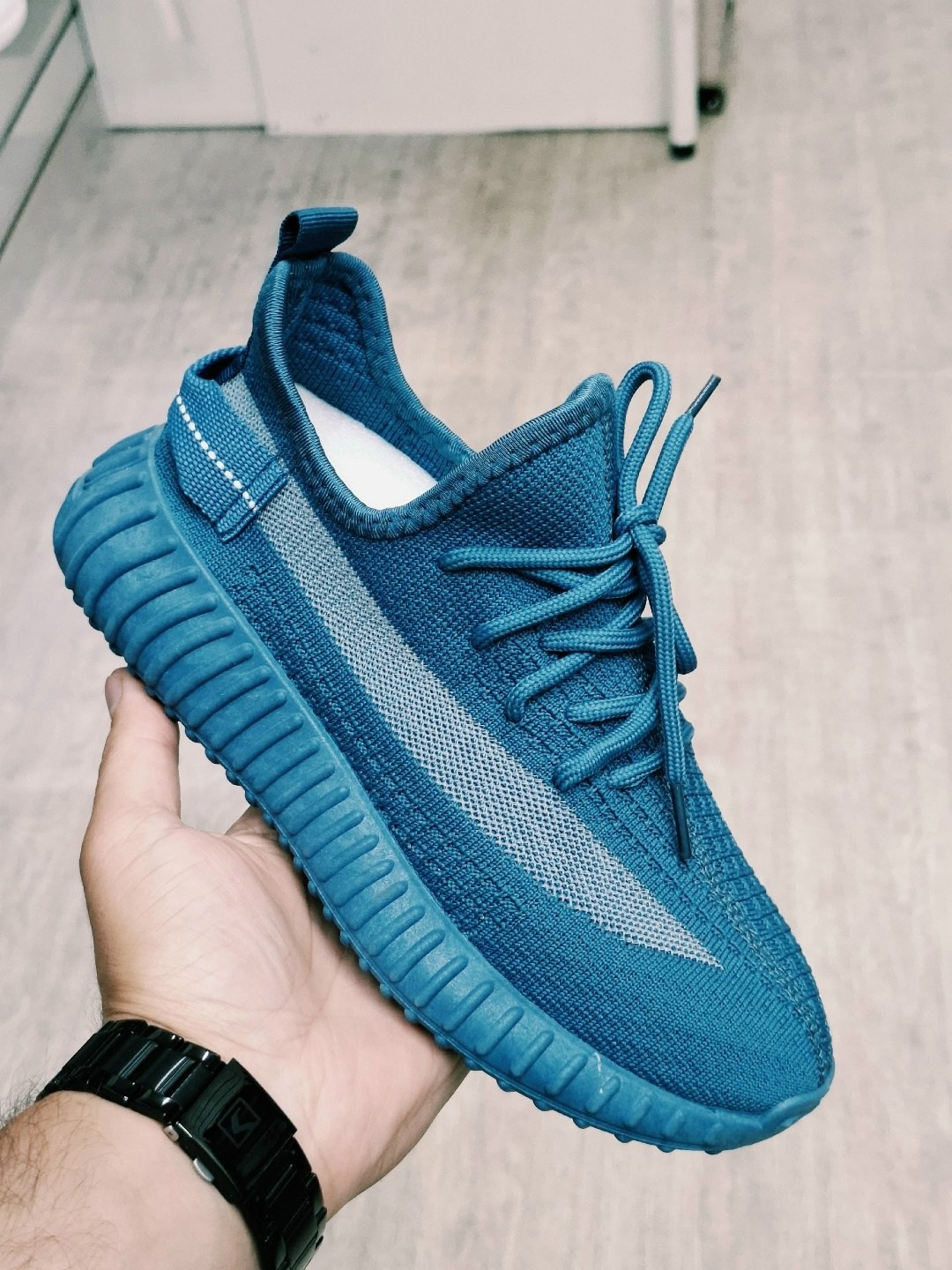 кроссовки мужские yeezy boost 350,,изики кроссовки,кроссовки тряпочные,кроссовки изи