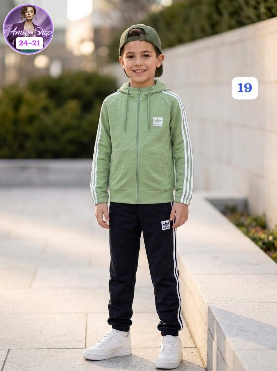 детский спортивный костюм adidas,детский спортивный костюм adidas originals,adidas tracksuit in boy,костюм адидас для малышей,спортивный костюм adidas originals