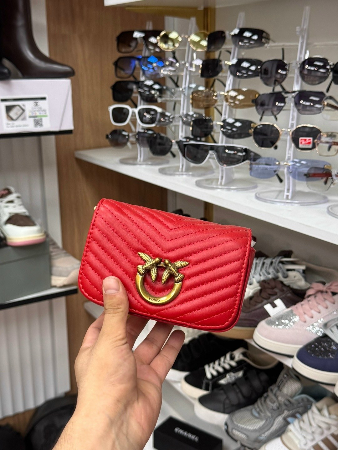 сумка pinko,сумка pinko белая,пинко белая сумка,pinko сумка через плечо love mini белый,женская сумка pinko