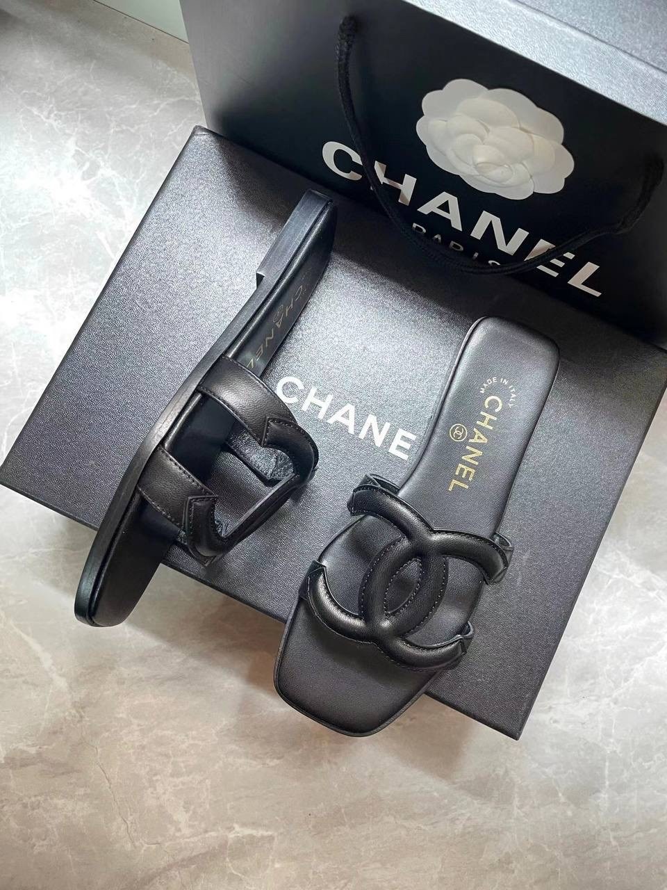 chanel шлепанцы женские,шлепанцы chanel,шлепанцы шанель черные,шлепки шанель,женские шлепанцы