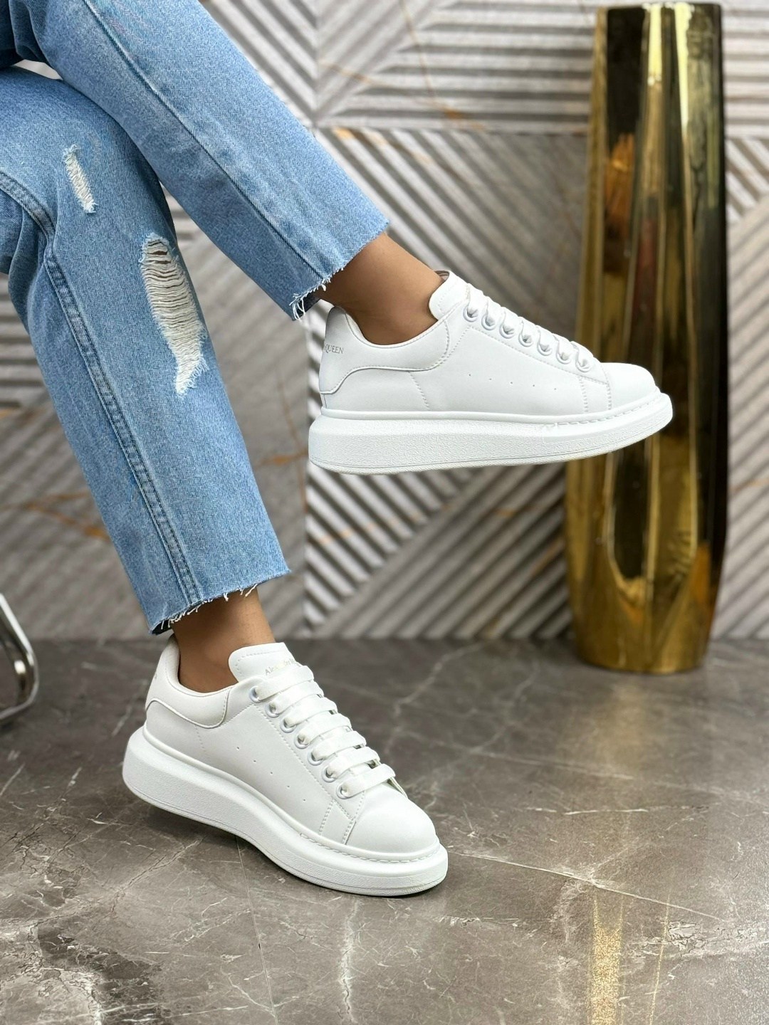 alexander mcqueen кроссовки женские,кроссовки alexander mcqueen alexander mcqueen,alexander mcqueen кеды,кроссовки alexander mcqueen,кроссовки alexander mcqueen белые