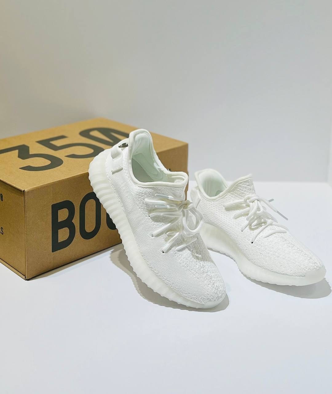 adidas yeezy boost 350 v 2,adidas yeezy boost,adidas yeezy boost 350 белые женские,кроссовки adidas yeezy boost 350,adidas yeezy boost 350
