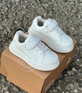 Кроссовки