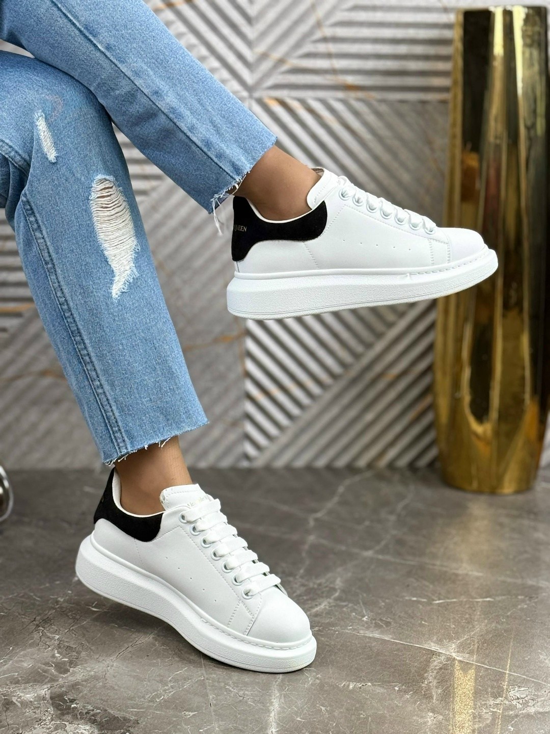 alexander mcqueen кроссовки женские,кроссовки alexander mcqueen alexander mcqueen,alexander mcqueen кеды,кроссовки alexander mcqueen,кроссовки alexander mcqueen белые