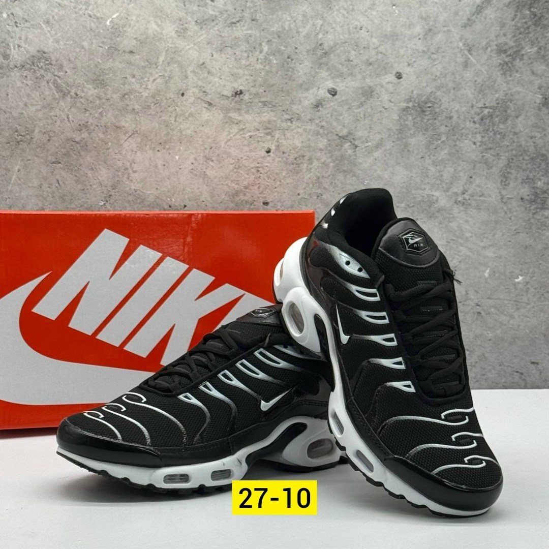 кроссовки nike air max plus tn,кроссовки мужские nike air max tn plus,nike air max tn plus,мужские кроссовки nike air max plus tn black silver green,nike air max plus