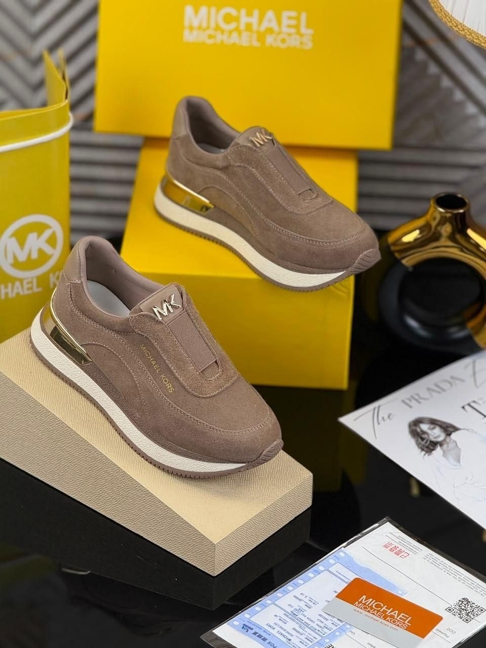 ,кроссовки michael kors,кроссовки майкл корс черные,кроссовки женскиe,кроссовки michael kors wilma trainer