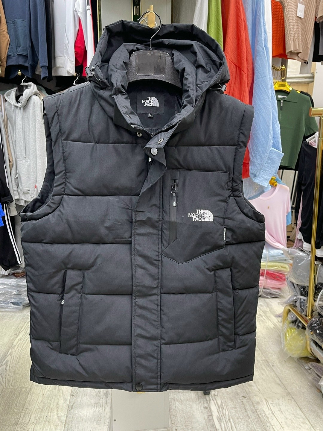 жилетка the north face,жилет,жилет the north face,жилет безрукавка,жилетка tnf