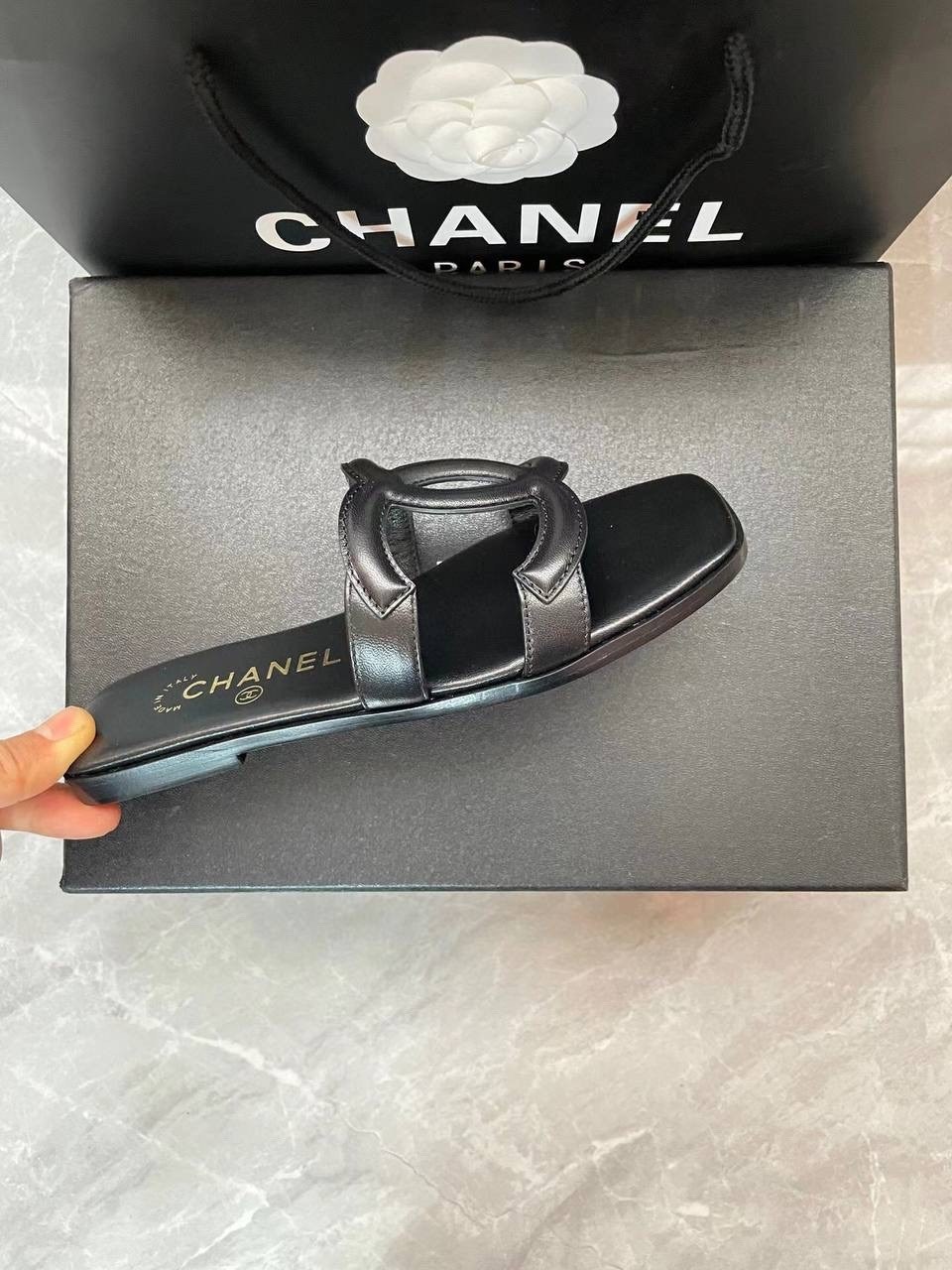 chanel шлепанцы женские,шлепанцы chanel,шлепанцы шанель черные,шлепки шанель,женские шлепанцы