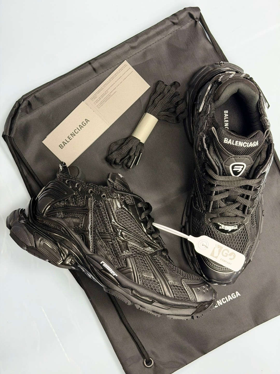беговые кроссовки balenciaga черный,мужские кроссовки balenciaga runner черные,кроссовки balenciaga runner,кроссовки balenciaga,balenciaga черные кроссовки
