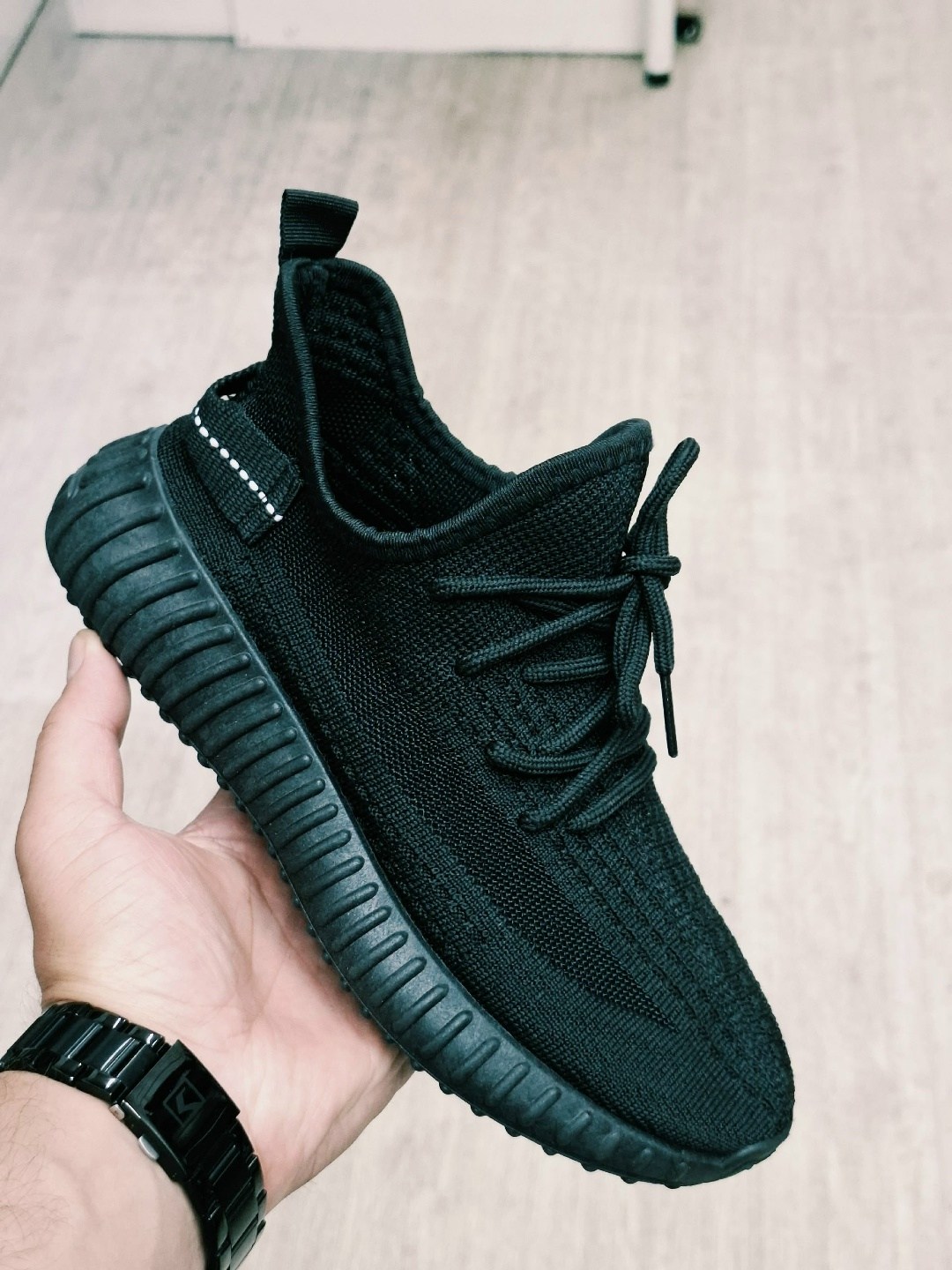 кроссовки мужские yeezy boost 350,,изики кроссовки,кроссовки тряпочные,кроссовки изи
