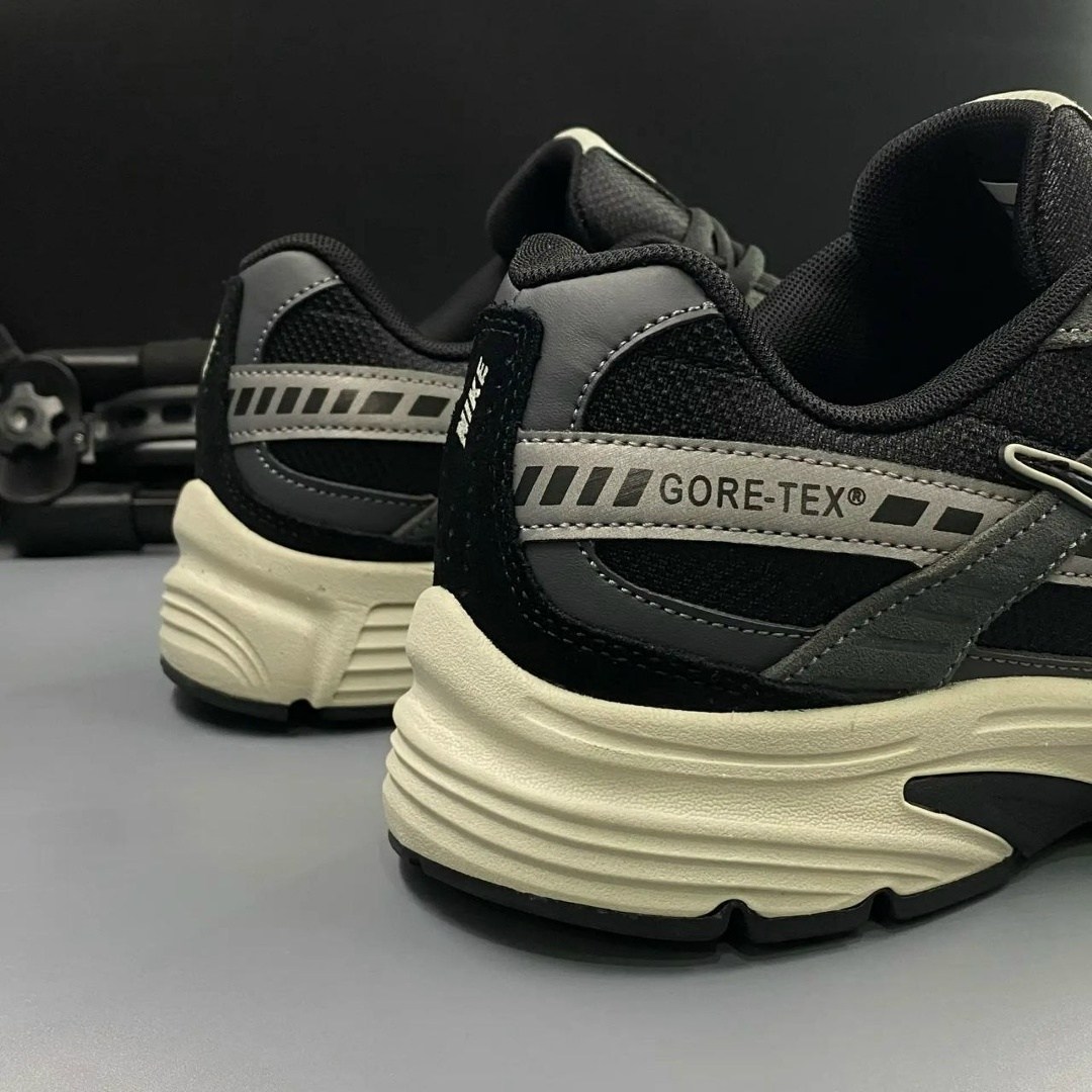 кроссовки nike initiator,кроссовки nike initiator black and silver,кроссовки nike initiator 'anthracite cool grey',кроссовки мужские nike initiator графитовые ib3083-001,мужские кроссовки nike