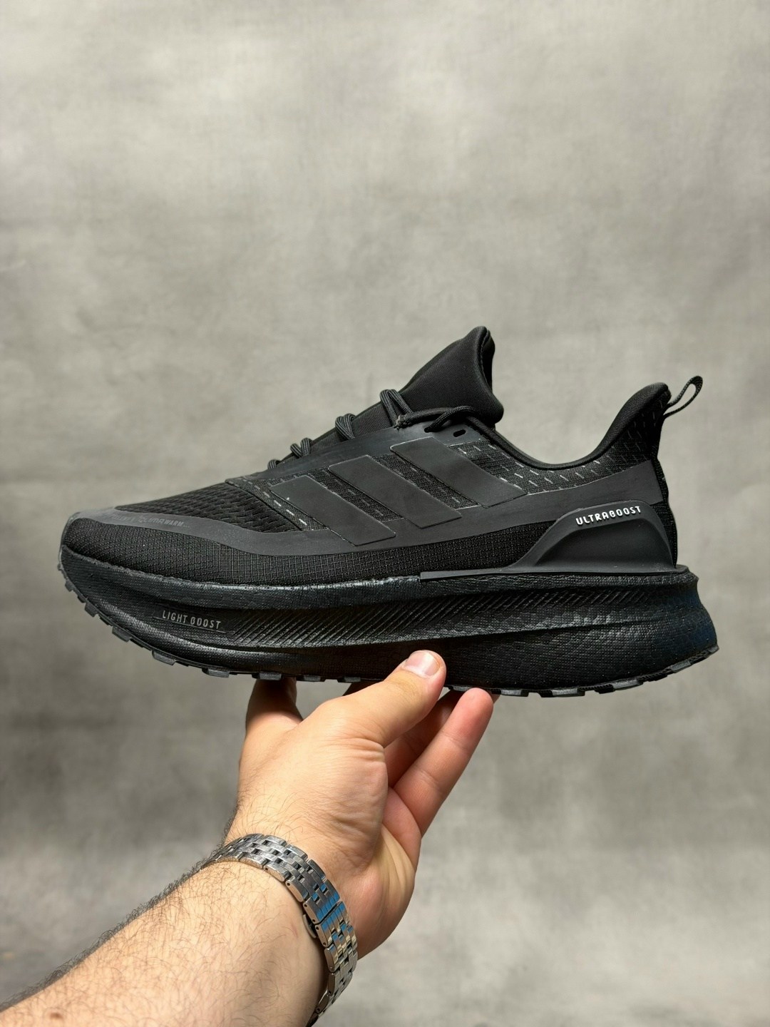 кроссовки adidas,кроссовки мужские adidas,кроссовки adidas ultraboost,кроссовки adidas ultraboost light,черные кроссовки adidas