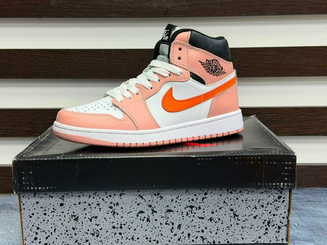 женские кроссовки nike air jordan 1 mid,кроссовки женские nike air jordan 1,nike air jordan 1 mid,nike air jordan 1,air jordan 1 high zoom pink glaze
