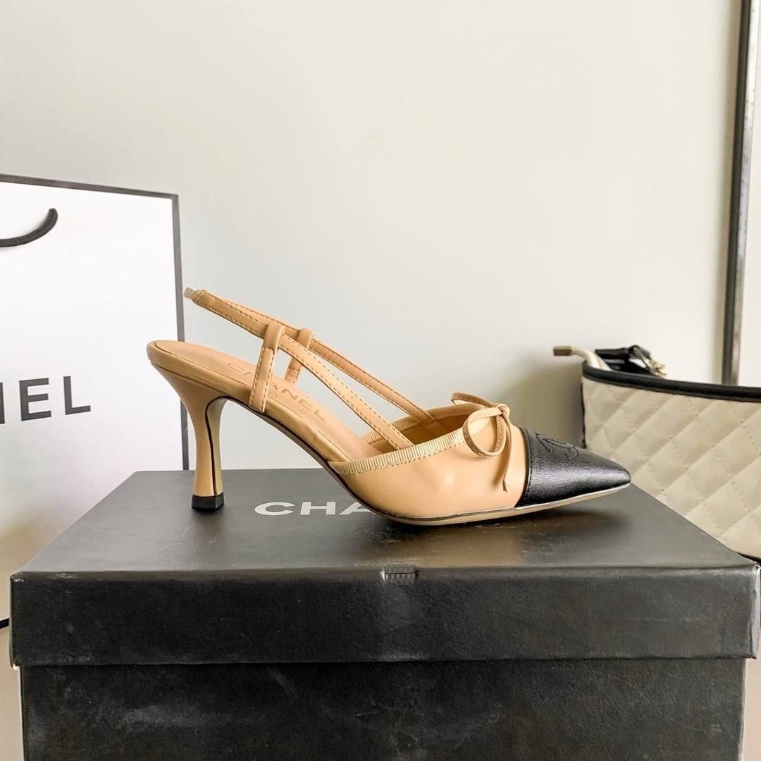 босоножки шанель бежевые,туфли chanel,босоножки chanel,босоножки шанель,черно бежевые туфли шанель