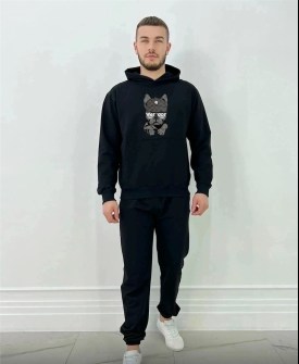 Костюм