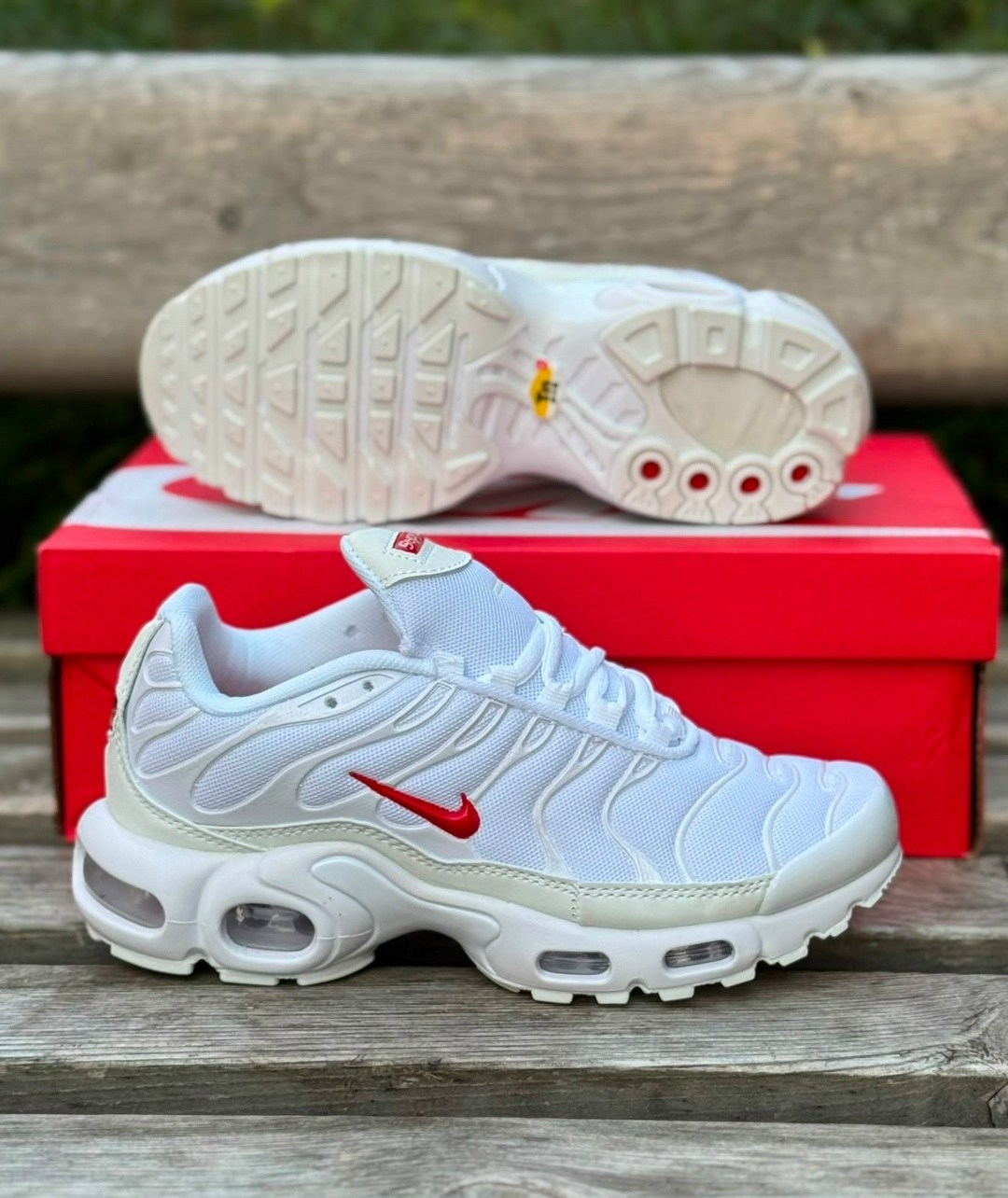 кроссовки,nike air max plus tn,supreme x nike air max plus tn,низкие кроссовки,nike air max plus