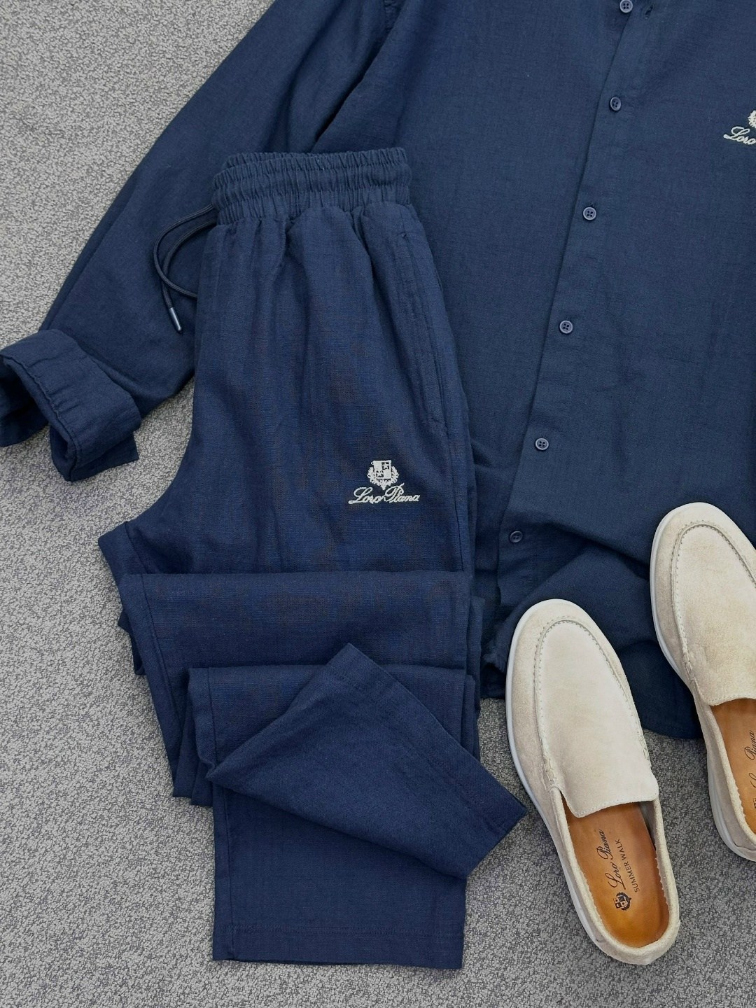 спортивный костюм loro piana,костюм loro piana,спортивный костюм мужской модный из микровельвета коричневого цвета,мужская мода,спортивный костюм мужской
