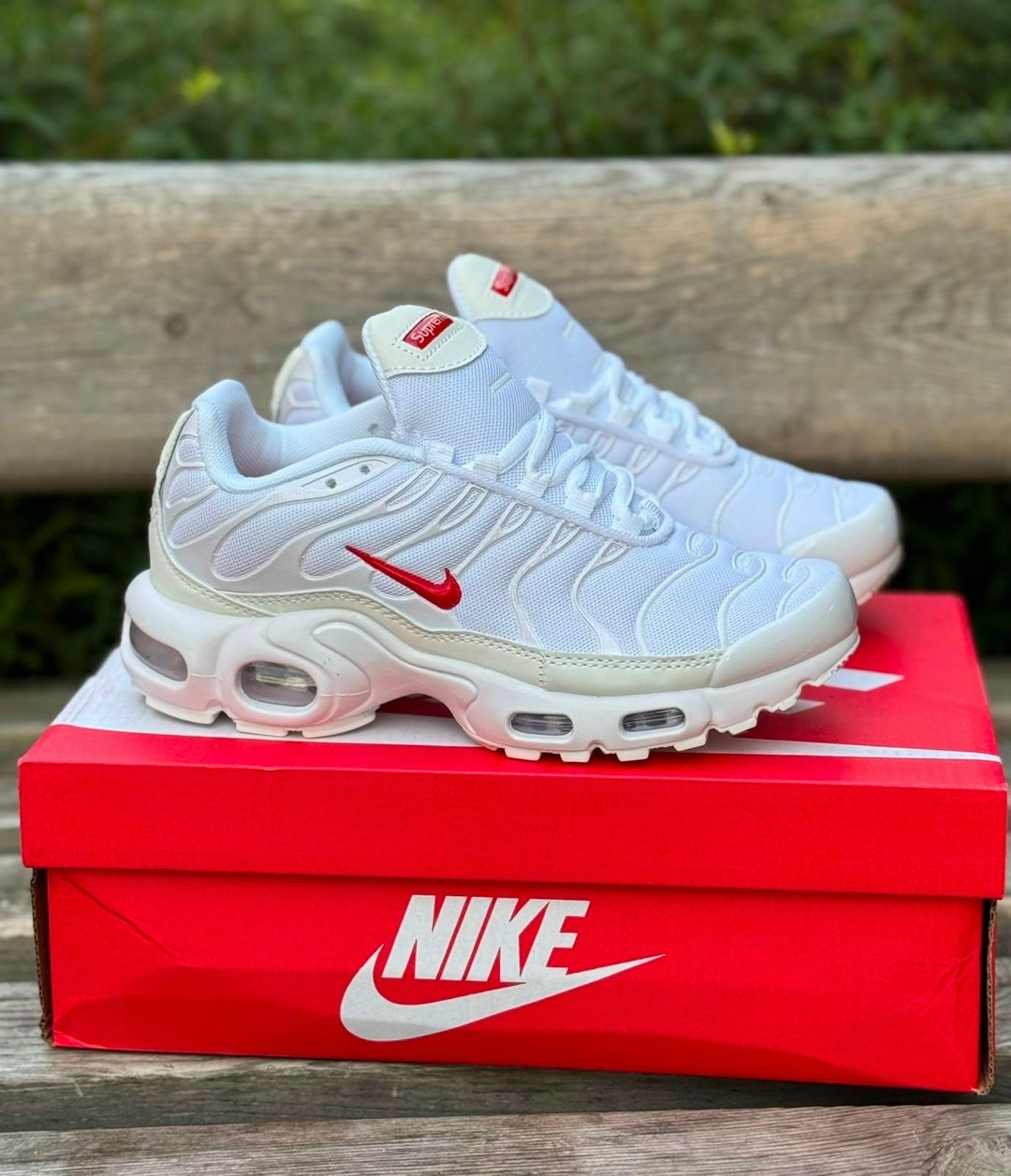 кроссовки,nike air max plus tn,supreme x nike air max plus tn,низкие кроссовки,nike air max plus