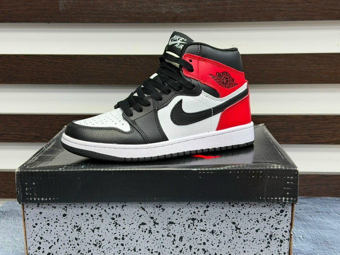 женские кроссовки nike air jordan 1 mid,кроссовки женские nike air jordan 1,nike air jordan 1 mid,nike air jordan 1,air jordan 1 high zoom pink glaze