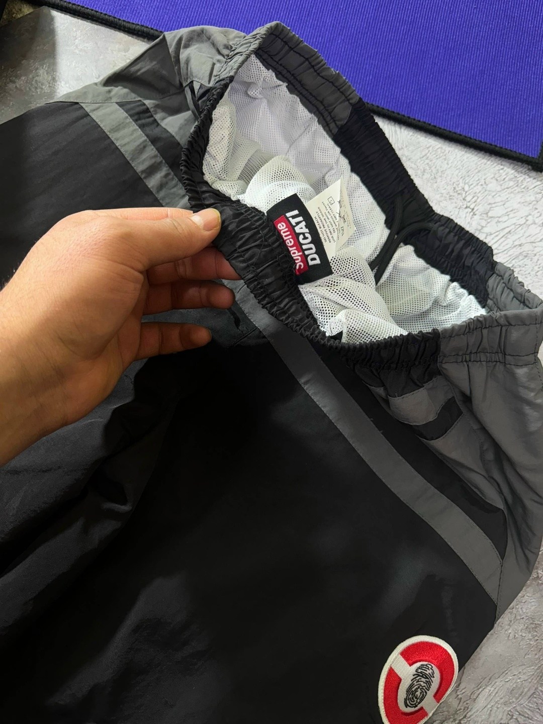 supreme supreme,ветровка supreme,куртка supreme,ветровка supreme черный,supreme