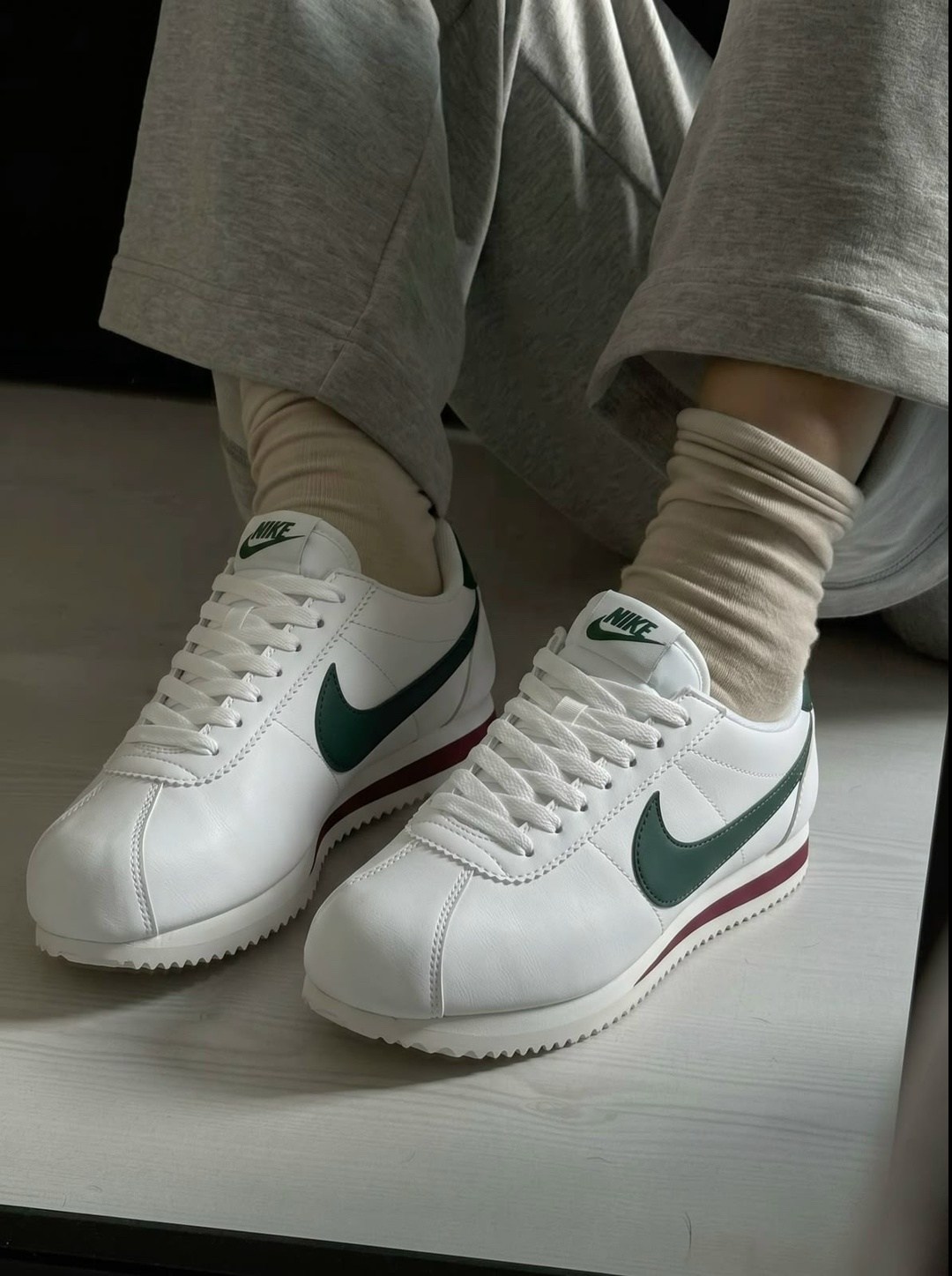 nike cortez classic,кроссовки nike cortez,cortez nike,nike cortez white with green,nike cortez basic