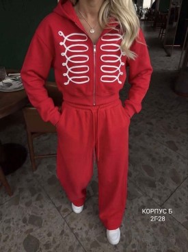 Костюм