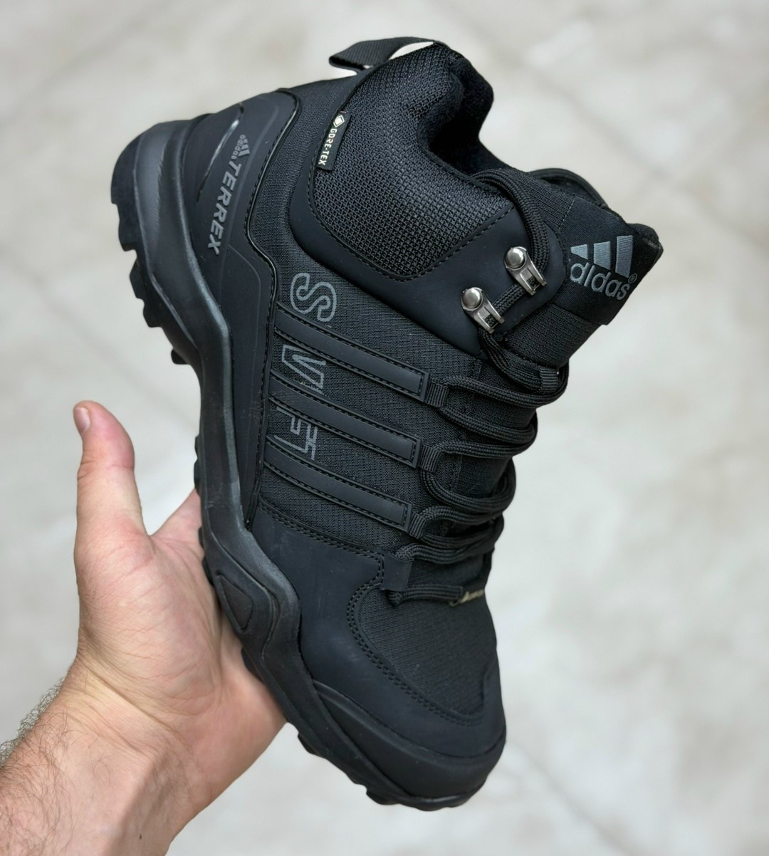 зимние кроссовки adidas terrex,зимние кроссовки мужские адидас с мехом,зимние ботинки adidas climaproof высокие,кроссовки adidas terrex,зимние кроссовки adidas