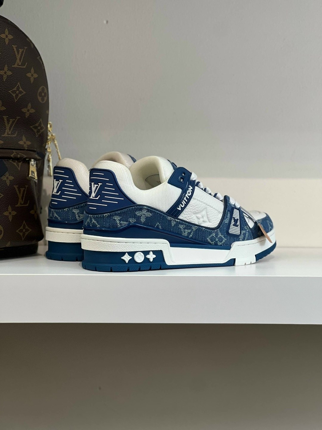кроссовки louis vuitton trainer,кроссовки louis vuitton,louis vuitton trainer,кроссовки louis vuitton trainer: джинс. синий/белый,луи виттон кроссовки мужские оригинал