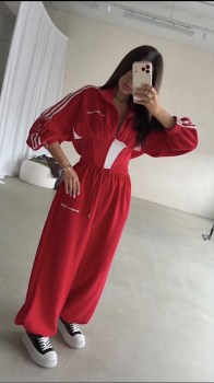 Костюм