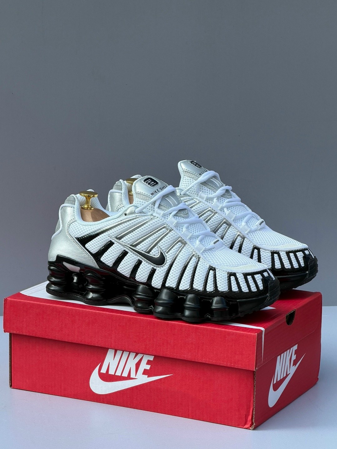 nike shox tl white metallic silver,кроссовки nike shox tl,кроссовки nike,nike shox,кроссовки мужской nike