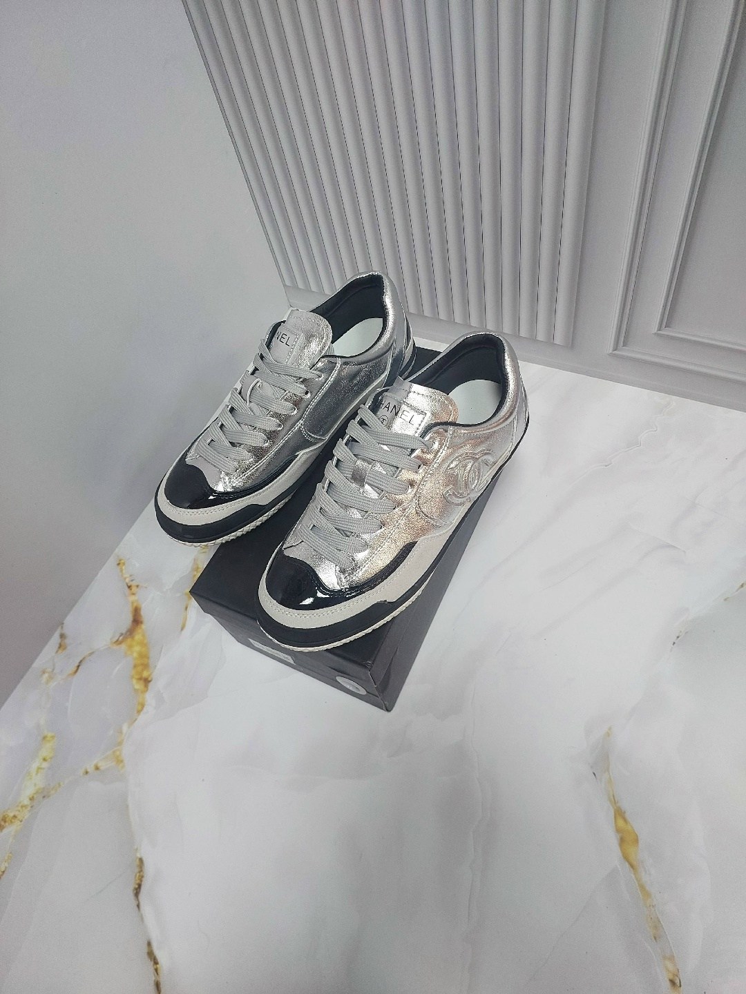 женские кроссовки chanel,кроссовки chanel,женские кеды chanel,кеды chanel,кроссовки кожаные chanel