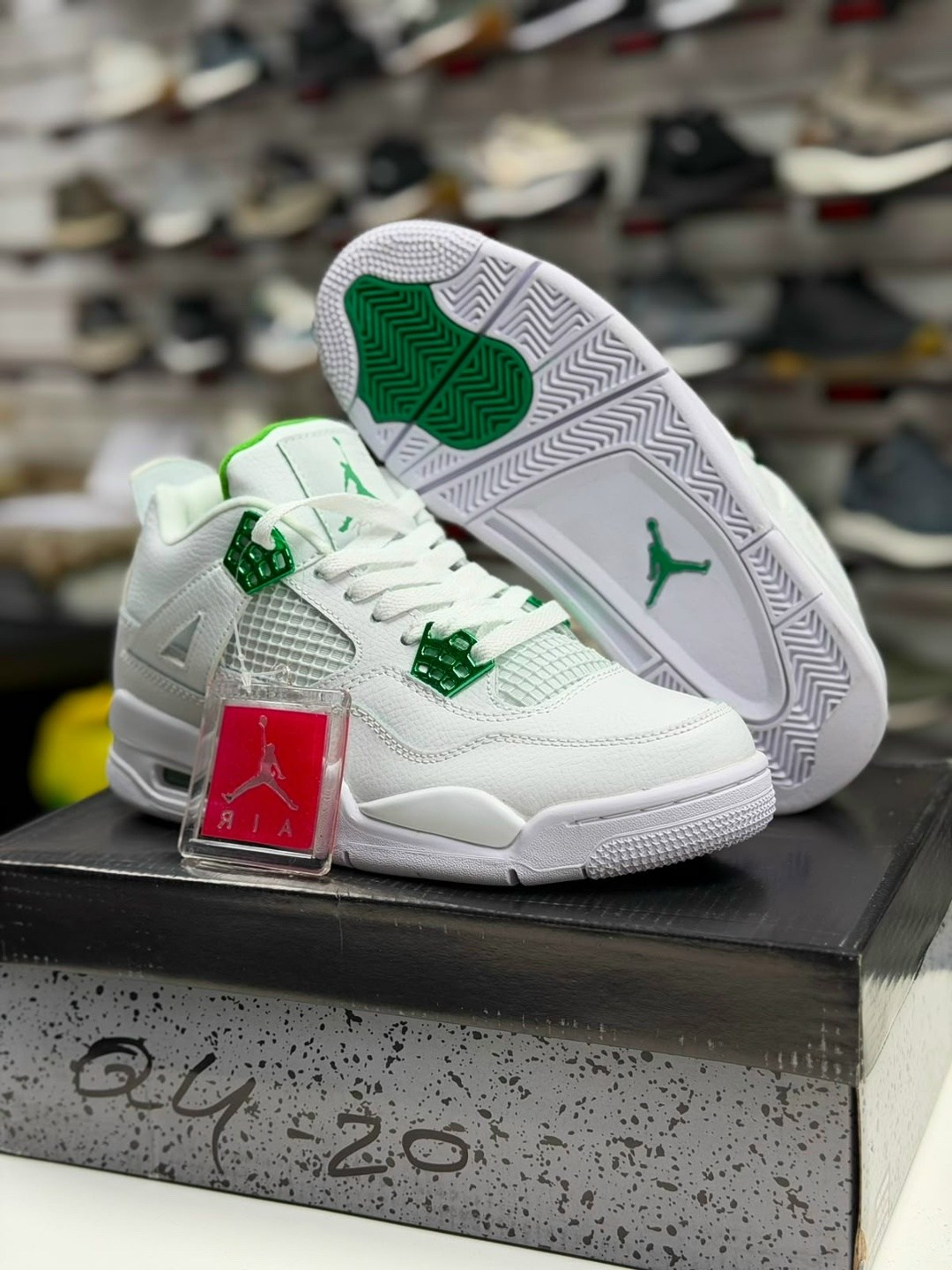 nike air jordan 4 retro,nike air jordan 4 retro white green aq3816-163,air jordan 4,баскетбольная ,nike air jordan 4