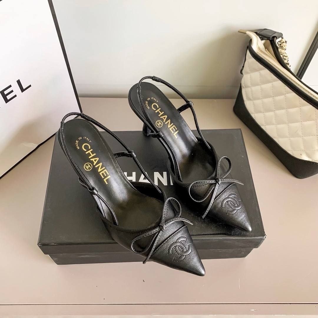 босоножки шанель бежевые,туфли chanel,босоножки chanel,босоножки шанель,черно бежевые туфли шанель