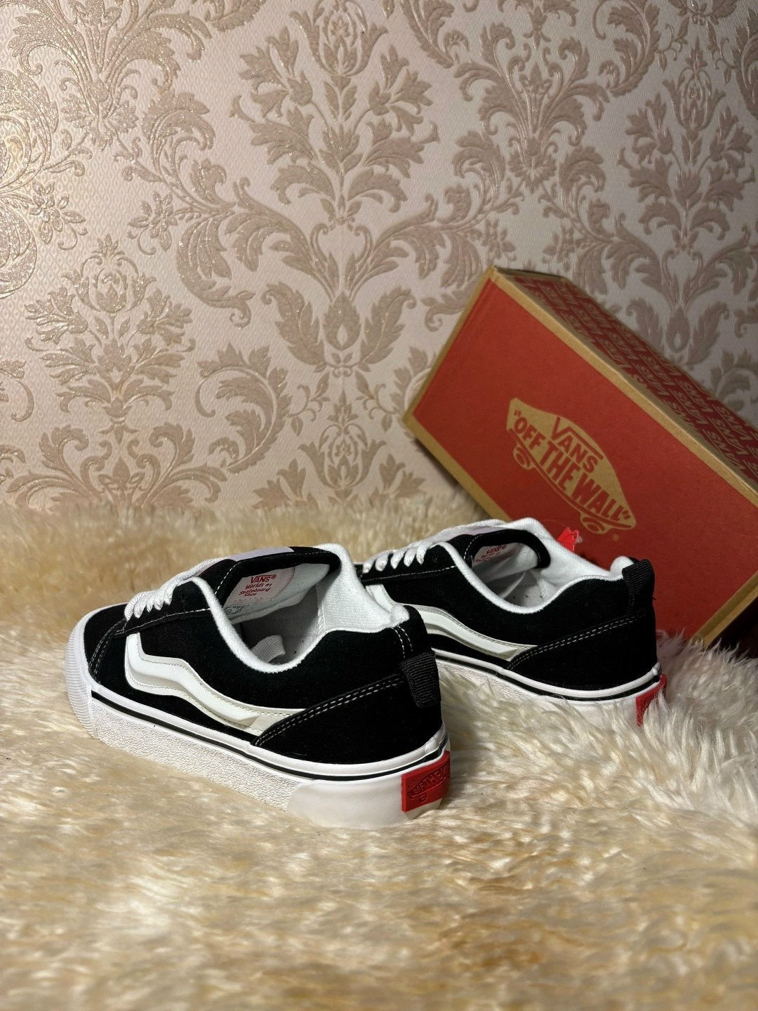 ,кеды vans knu skool,кроссовки vans knu skool,vans knu skool black white,кроссовки vans