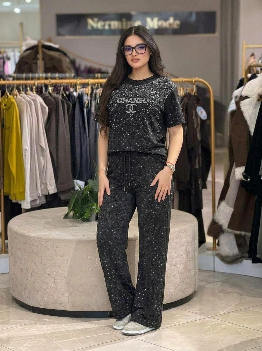 женские костюмы,женский костюм двойка,спортивные костюмы женские,костюм черный футболка и брюки со стразами monobrend-balenciiaga,брюки комплект