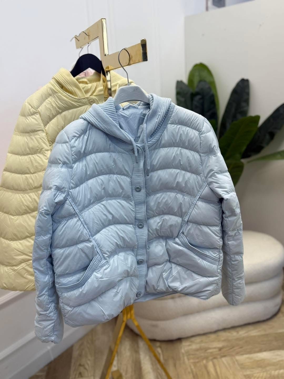 пуховик moncler,пуховик женский,пуховик с капюшоном,куртка женская,куртка пуховик