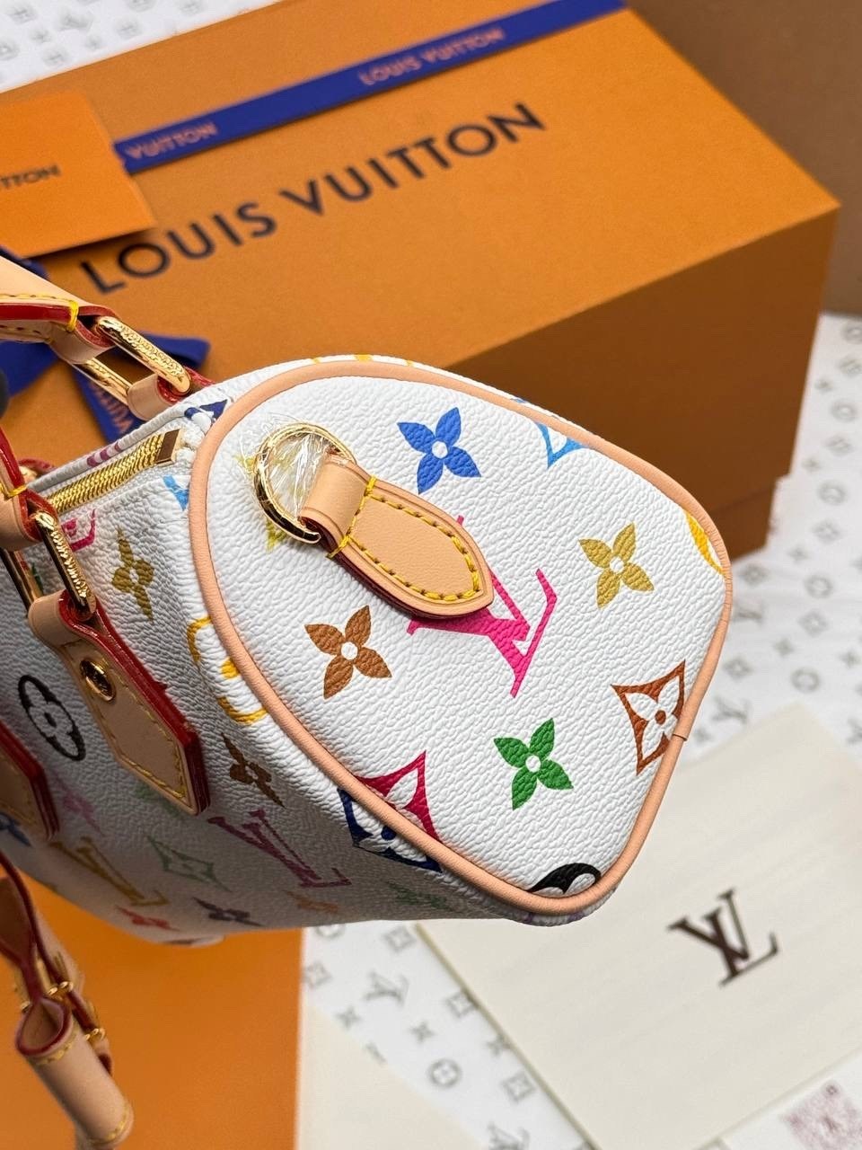 louis vuitton сумка на плечо,сумка louis vuitton,louis vuitton сумка на плечо круглая,louis vuitton женская сумка,louis vuitton сумка на плечо мешок