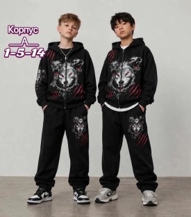Костюм