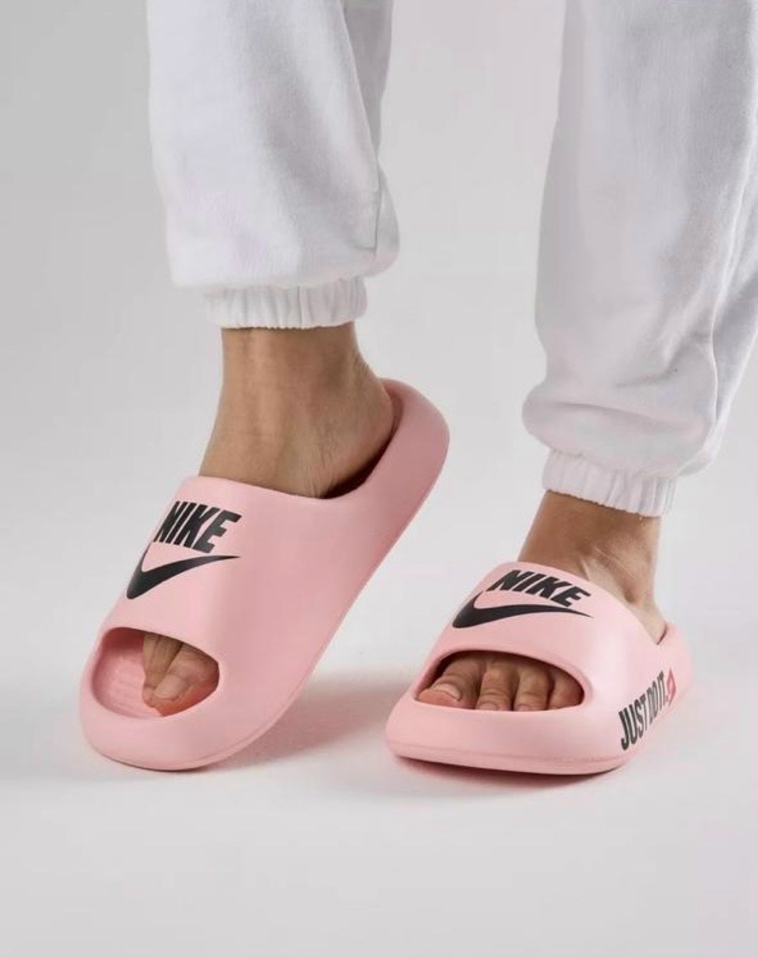 nike шлепки,шлепанцы nike,шлепанцы женские,шлепки женские,тапочки резиновые
