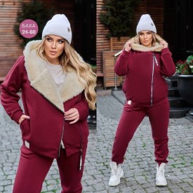 Костюм